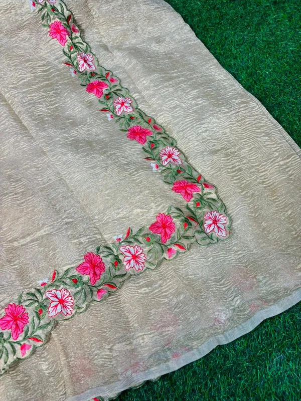 Golden_Tissue_Crush_Silk_Crochet_Work_Banarasi_Saree