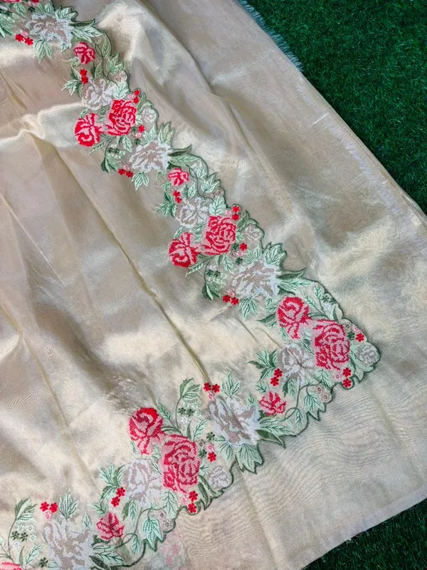Golden_Tissue_Silk_Crochet_Work_Banarasi_Saree