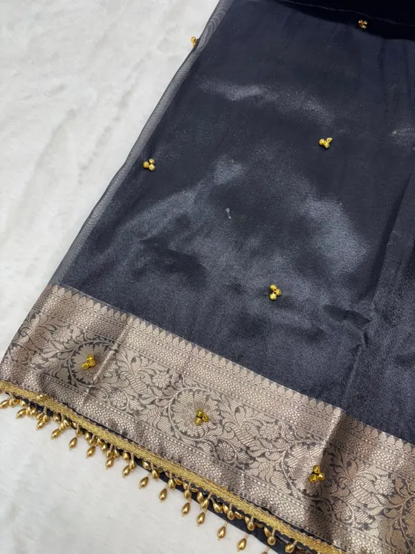 MATALLIC_BLACK_KORA_TISSUE_VIRAL_GHUNGROO_SAREE