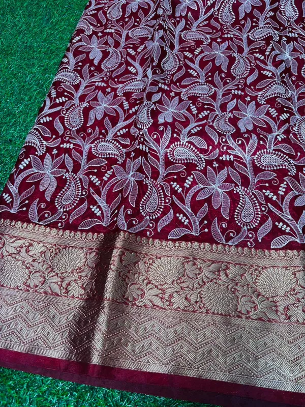 Maroon_Organza_Silk_Chikan_Kari_Work_Banarasi_Saree