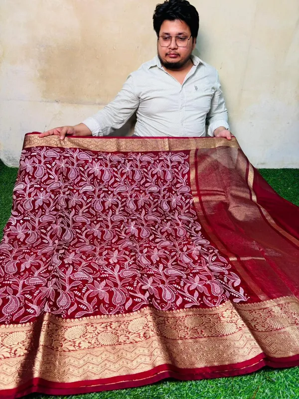 Maroon_Organza_Silk_Chikan_Kari_Work_Banarasi_Saree