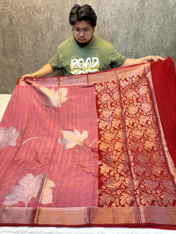 KATAN_SILK_FLORAL_EMBOSSED_MEENAKARI_BANARASI_SAREE