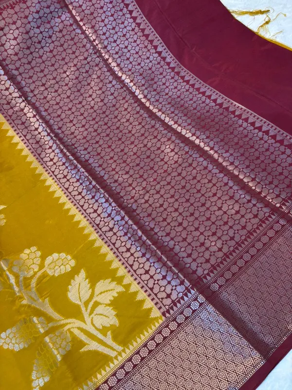 KATAN_SILK_FLORAL_EMBOSSED_MEENAKARI_BANARASI_SAREE