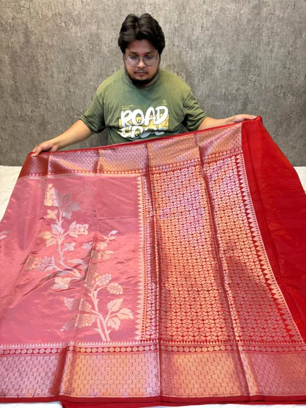 KATAN_SILK_FLORAL_EMBOSSED_MEENAKARI_BANARASI_SAREE