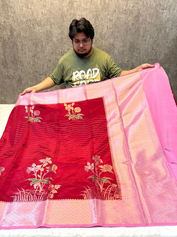 KATAN_SILK_FLORAL_EMBOSSED_MEENAKARI_BANARASI_SAREE