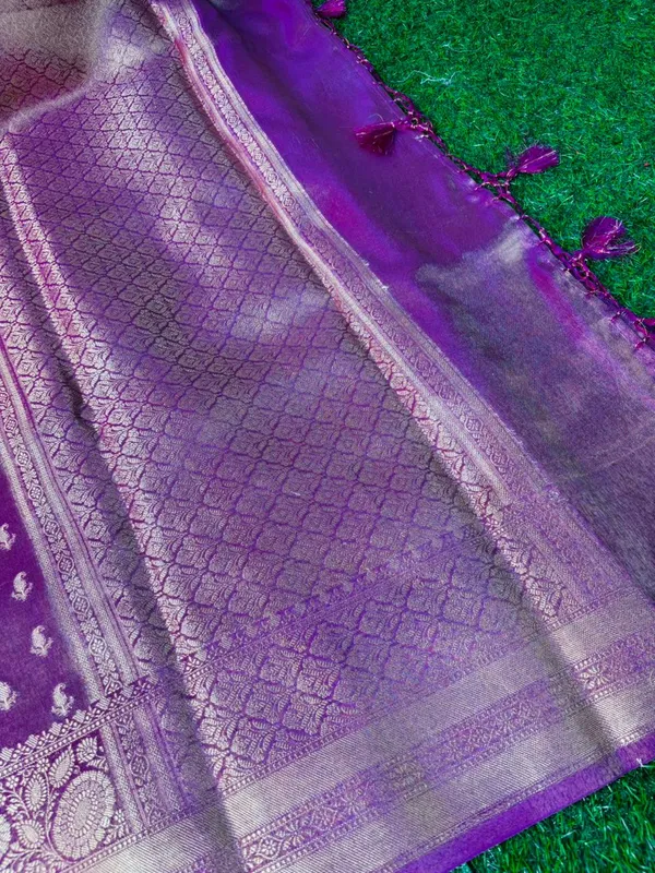 Purple_Breathable_Tissue_Silk_Banarasi_Saree_With_Rich_Pallu_And_Blouse