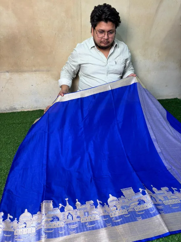 Royal_Blue_Georgette_Silk_Saree_With_Silver_Temple_Border