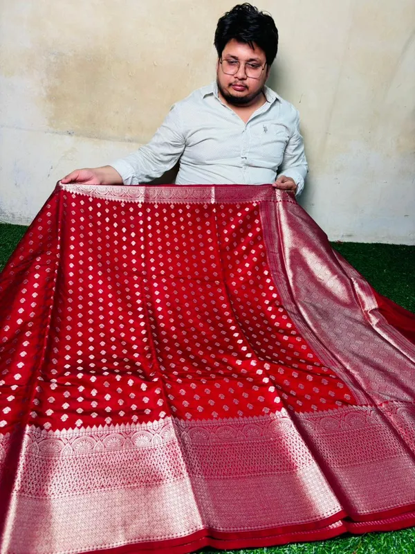 Blood_Red_Banarasi_Chinia_Silk_Saree_With_Zari_Work