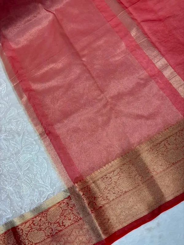 RED_&_WHITE_Organza_Silk_Chikan_Kari_Work_Banarasi_Saree