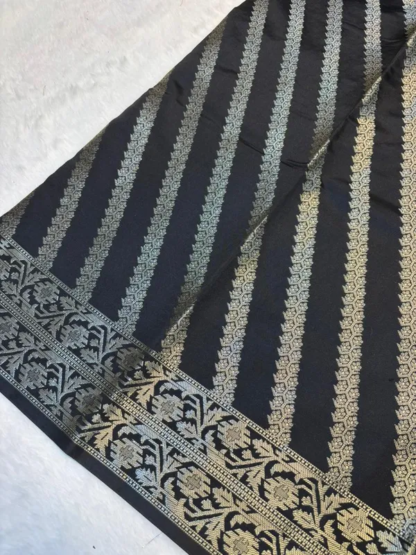 zari_buti_classic_banarasi_soft_silky_patola_saree_with_rich_pallu_and_blouse
