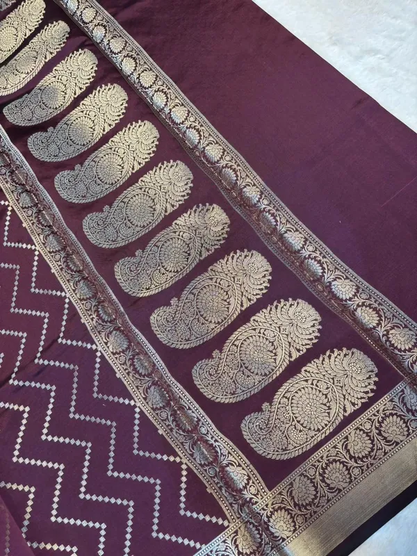 zari_buti_classic_banarasi_soft_silky_patola_saree_with_rich_pallu_and_blouse