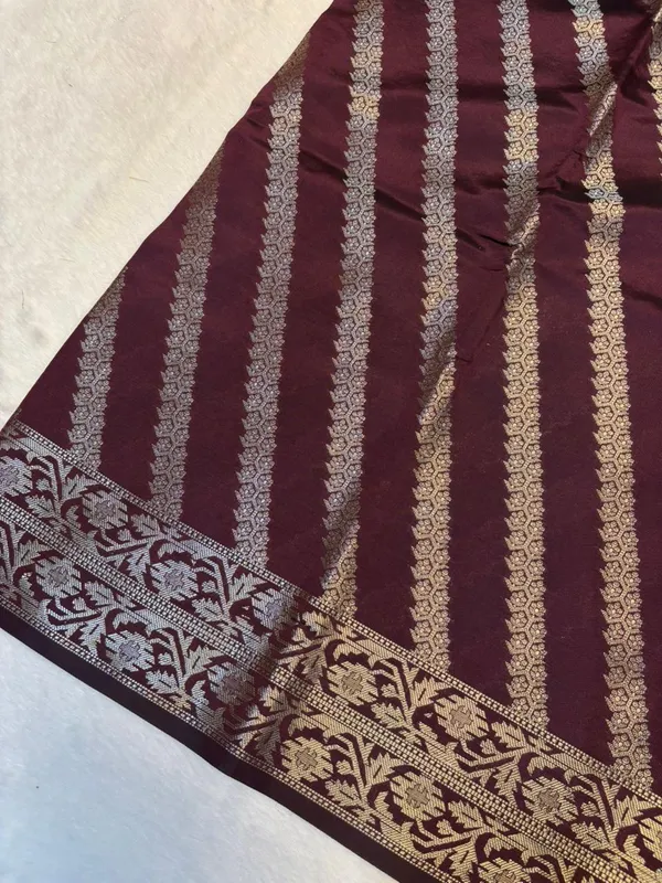 zari_buti_classic_banarasi_soft_silky_patola_saree_with_rich_pallu_and_blouse
