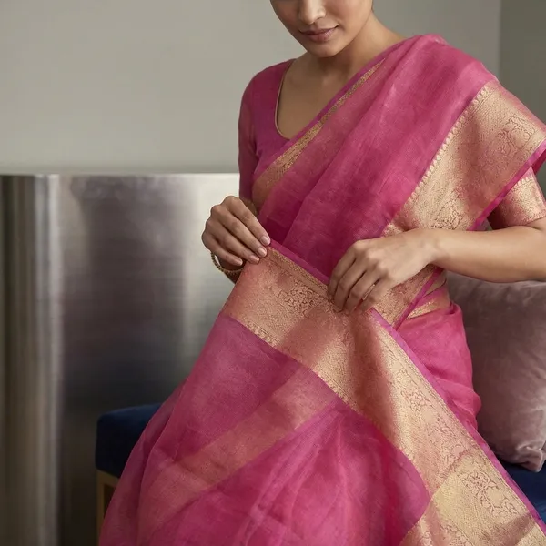 Vibrant_Pink_Tissue_Silk_Traditional_Banarasi_Saree
