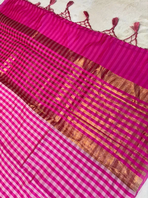 Nayanthara_mam_inspired_silky_check_banarasi_saree