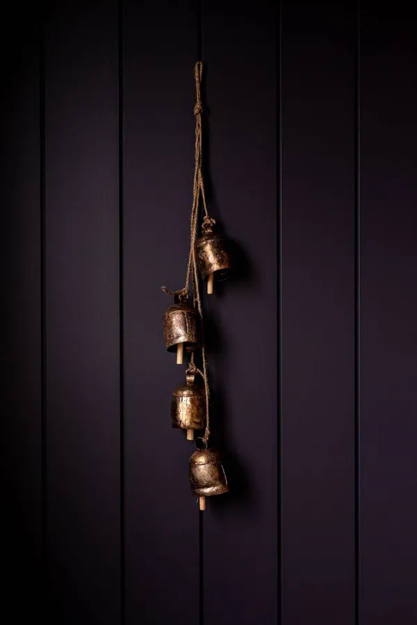 Handcrafted_Copper_Cow_Bells_Set_Of_4
