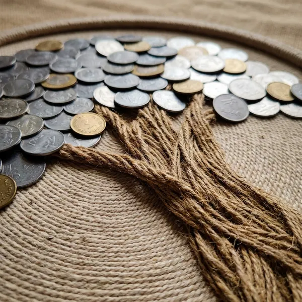 Handcrafted_Coin_Tree_Wall_Art_Decorative_Plaque