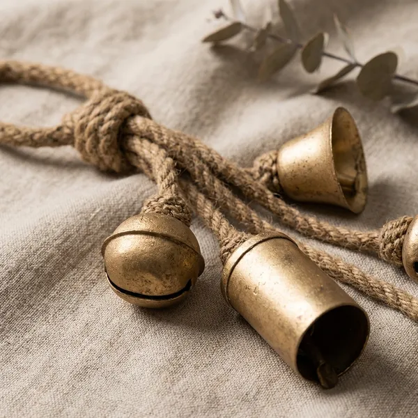 Rustic_Jingle_Bell_Rope_Decor_With_Brass_Bells