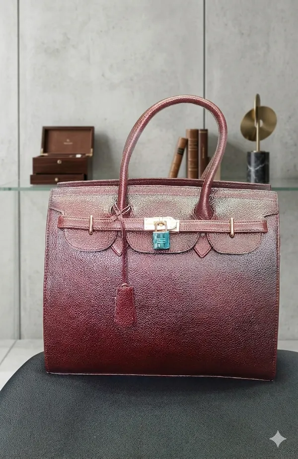 Burgundy_Gradient_Leather_Structured_Tote_Bag_With_Lock_Closure