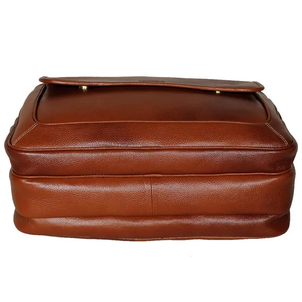Leather_Duffle_Bags_For_Travel_Bag_Cabin_Size_Leather_Duffel_26_Liters_Capacity_Dimensions_L_21_X_H_14_5_X_W_10_Inches_Duffel_Bag_Black