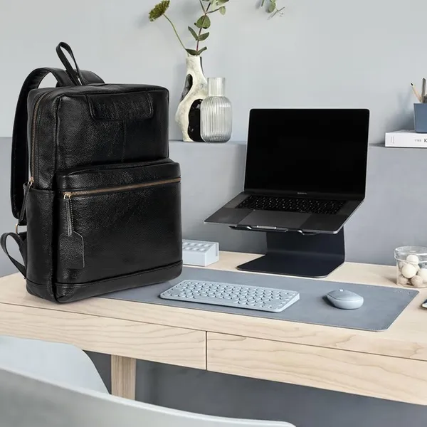 Full_Grain_Leather_Laptop_Backpack_For_Men_And_Women_Laptop_Backpack_Office_Backpack_College_Backpack_Stylish_Bagpack