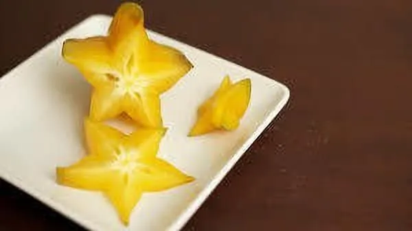 Star_Fruit_Carambola_Grafted_Plant_(Hybrid,_Pack_of_1)
