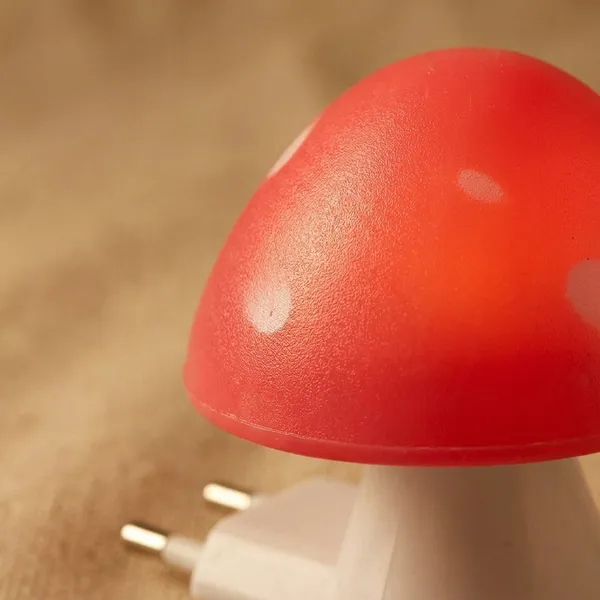 Mushroom_Shaped_Led_Night_Light_Plug-In_Lamp