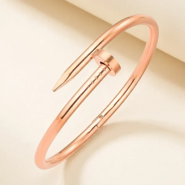 Rose_Gold_Stainless_Steel_Fashion_Nail_Wrist_Bracelet_For_Women