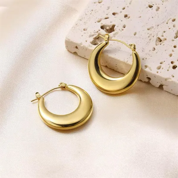 Solace_Thick_Huggie_Hoops