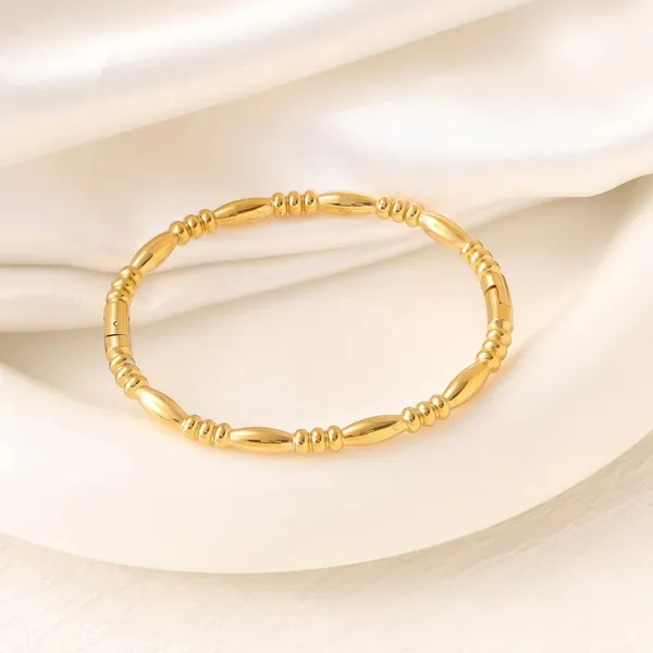 Golden_Stainless_Steel_Round_Bamboo_Wrist_Bracelet_For_Women