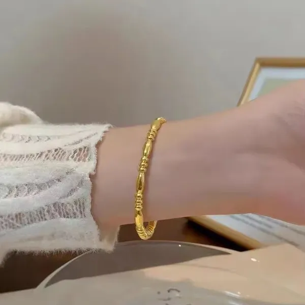 Golden_Stainless_Steel_Round_Bamboo_Wrist_Bracelet_For_Women