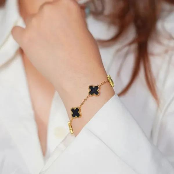Black_Stainless_Steel_Stylish_Good_Luck_Charm_Bracelet_For_Women