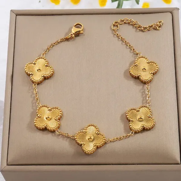 Golden_Stainless_Steel_Stylish_Good_Luck_Charm_Bracelet_For_Women