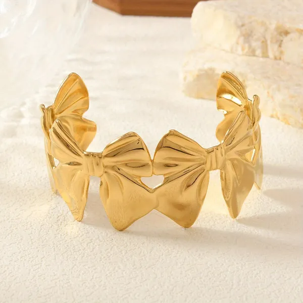Golden_Stainless_Steel_Open_Cuff_Bracelet_For_Women