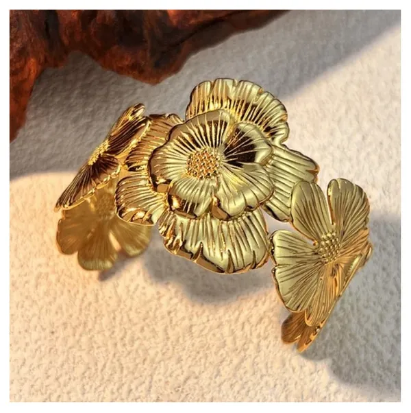Golden_Stainless_Steel_Textured_Blooming_Flower_Cuff_Bracelet_For_Women