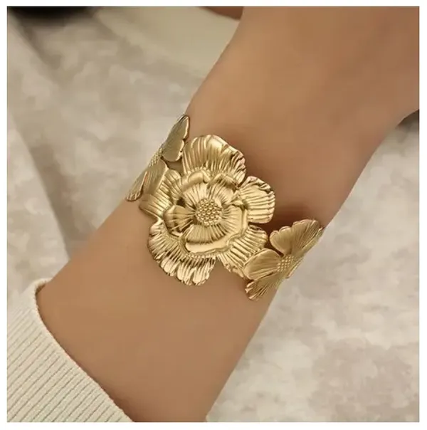 Golden_Stainless_Steel_Textured_Blooming_Flower_Cuff_Bracelet_For_Women