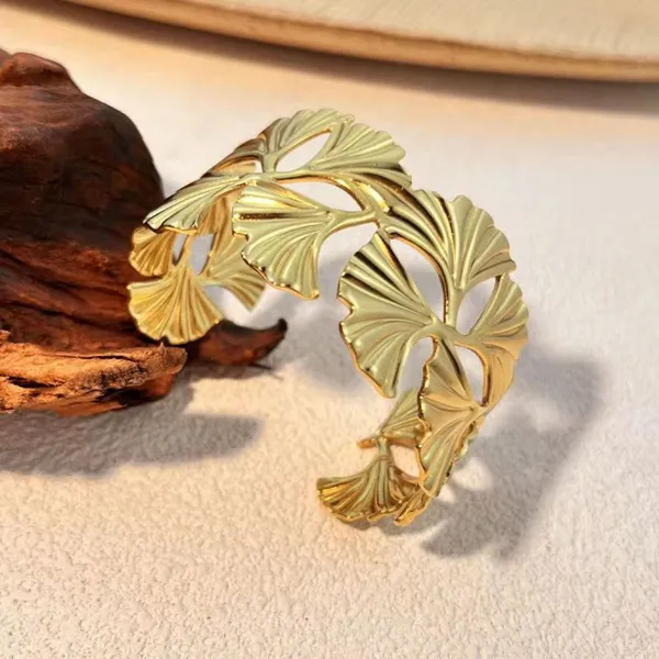Golden_Stainless_Steel_Floral_Leaf_Cuff_Cuff_Kada_For_Women