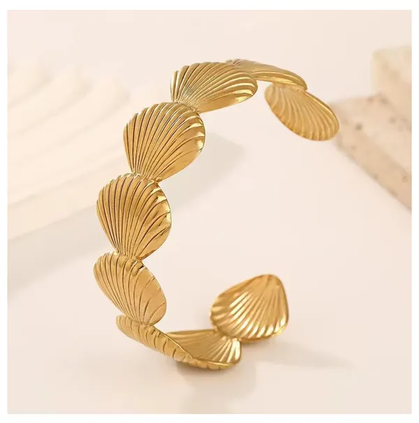 Golden_Stainless_Steel_Open_Cuff_Bracelet_For_Women