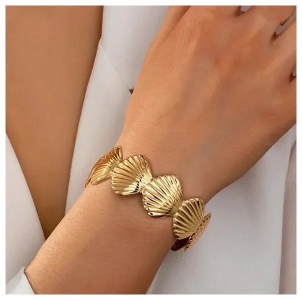 Golden_Stainless_Steel_Open_Cuff_Bracelet_For_Women
