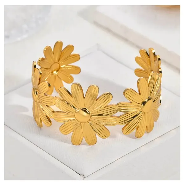 Golden_Stainless_Steel_Sunflower_Statement_Open_Cuff_Bracelet_For_Women