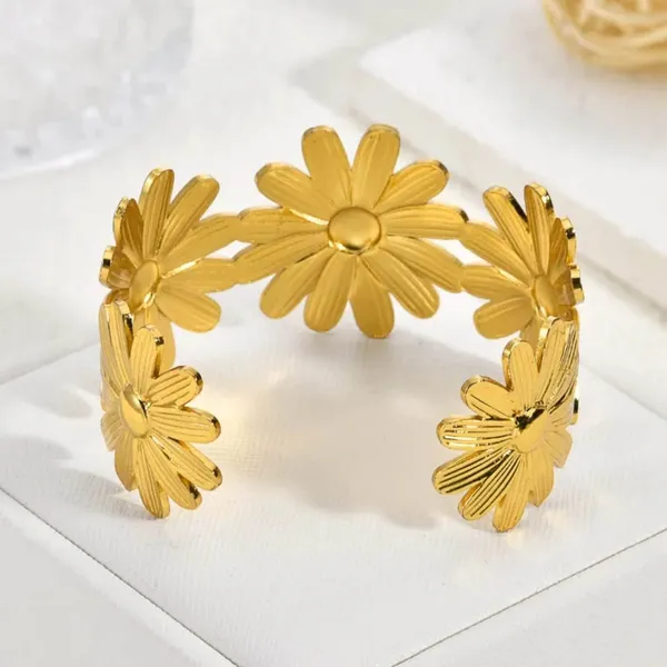 Golden_Stainless_Steel_Sunflower_Statement_Open_Cuff_Bracelet_For_Women