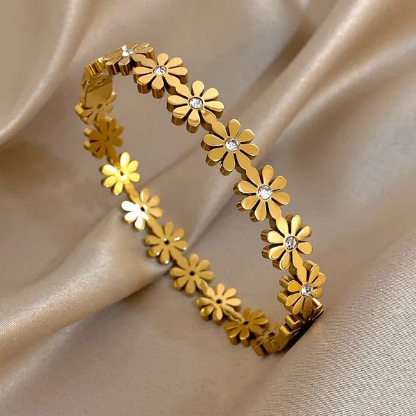 Daisy_Chain_Bracelet