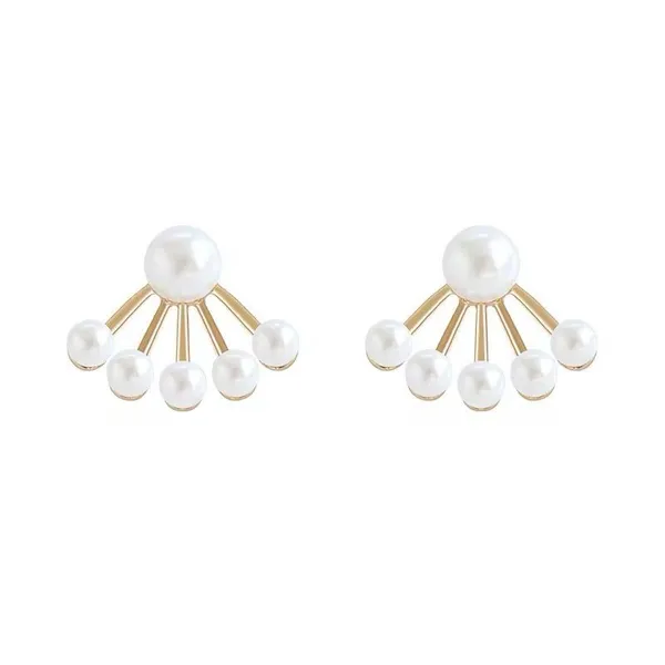 Elegant_Floral_Stud_Earrings