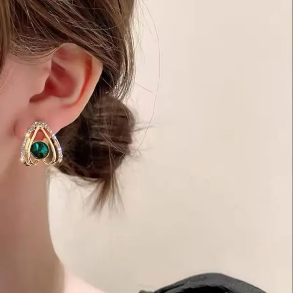 Gold-Plated_Pearl_&_Crystal_Designer_Earrings_for_Women