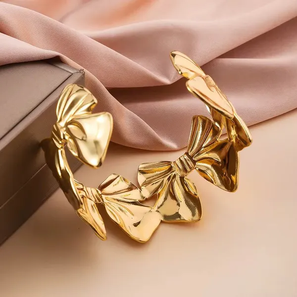 Golden_Whisper_Layered_Cuff_Bracelet
