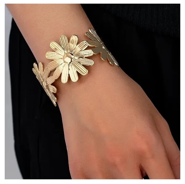 Golden_Whisper_Layered_Cuff_Bracelet