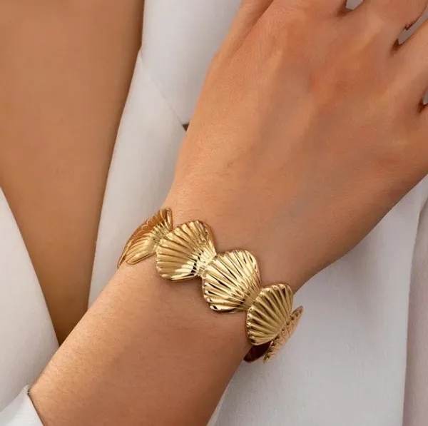 Golden_Whisper_Layered_Cuff_Bracelet