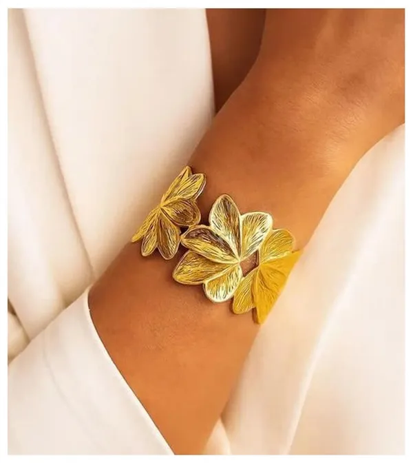 Golden_Whisper_Layered_Cuff_Bracelet