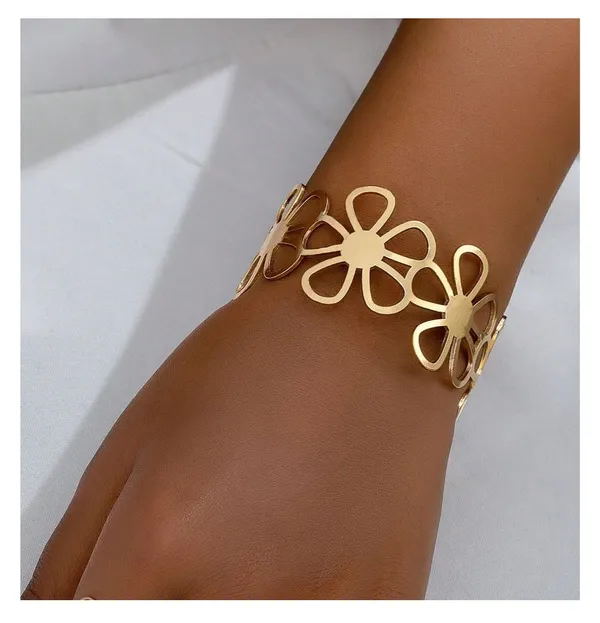Golden_Whisper_Layered_Cuff_Bracelet