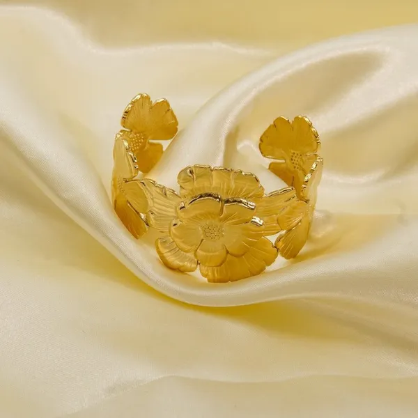 Golden_Whisper_Layered_Cuff_Bracelet