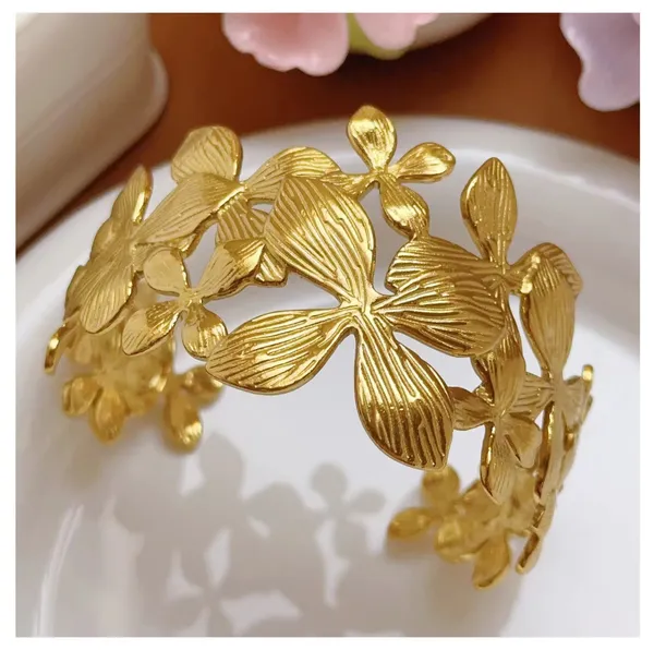 Golden_Whisper_Layered_Cuff_Bracelet